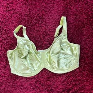 Avenue body bra size 46 DD lime in color